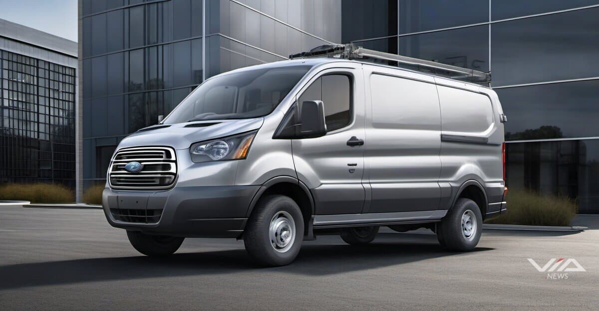 Ford Pivots From Electric to Gas and Hybrid Vans, Signaling a Market Reality Check for EV Ambitions